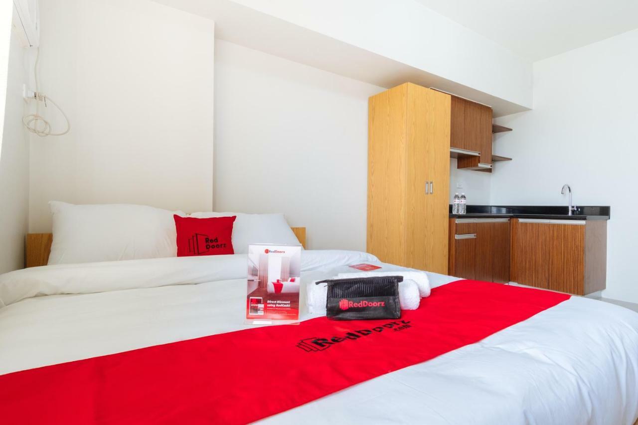 Reddoorz Plus @ Silk Residences Sta. Mesa Monthly Stay Manila Esterno foto