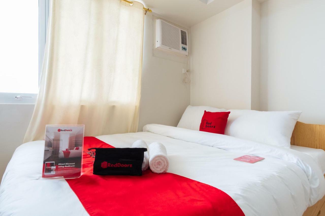 Reddoorz Plus @ Silk Residences Sta. Mesa Monthly Stay Manila Esterno foto