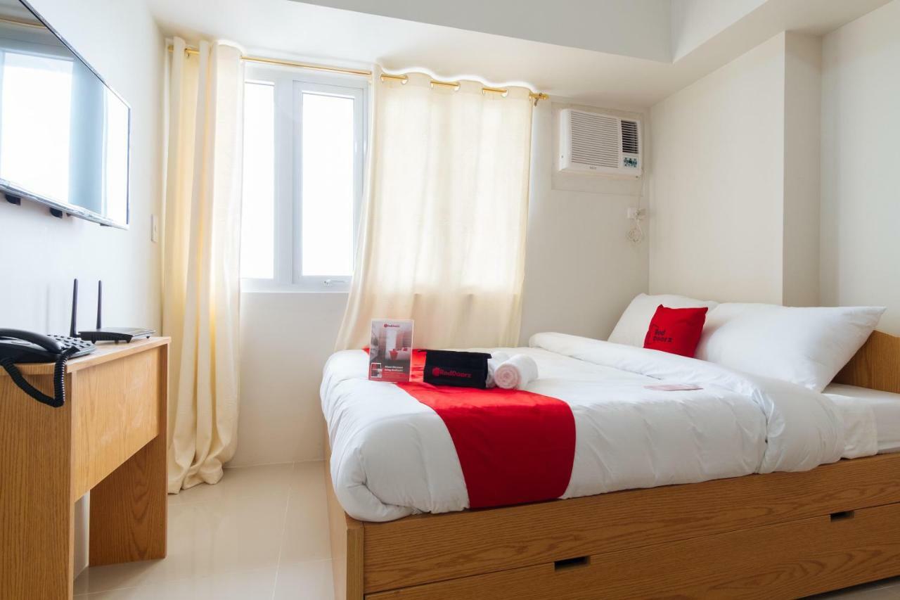 Reddoorz Plus @ Silk Residences Sta. Mesa Monthly Stay Manila Esterno foto