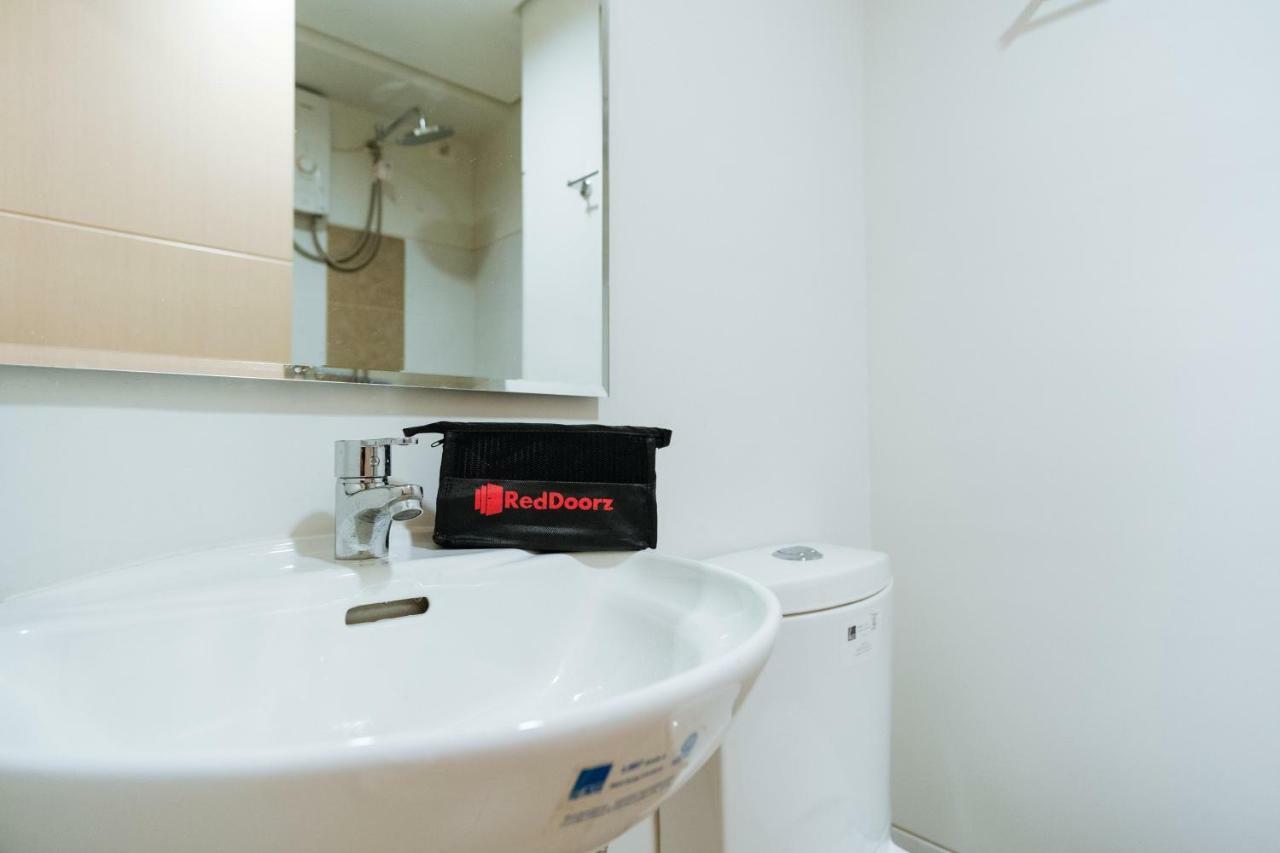 Reddoorz Plus @ Silk Residences Sta. Mesa Monthly Stay Manila Esterno foto