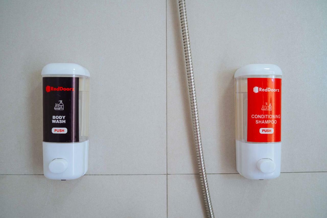 Reddoorz Plus @ Silk Residences Sta. Mesa Monthly Stay Manila Esterno foto